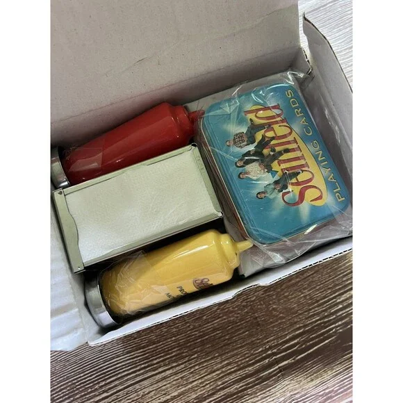 SEINFELD SEASONS 1-3 Monks Diner DVD Collector Box Set 40 Episodes W/Extras - Picture 9 of 12